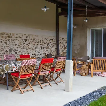 Casa vacanze 4-star Terrace, Garden, Billiards, Close To Charly-sur-Marne